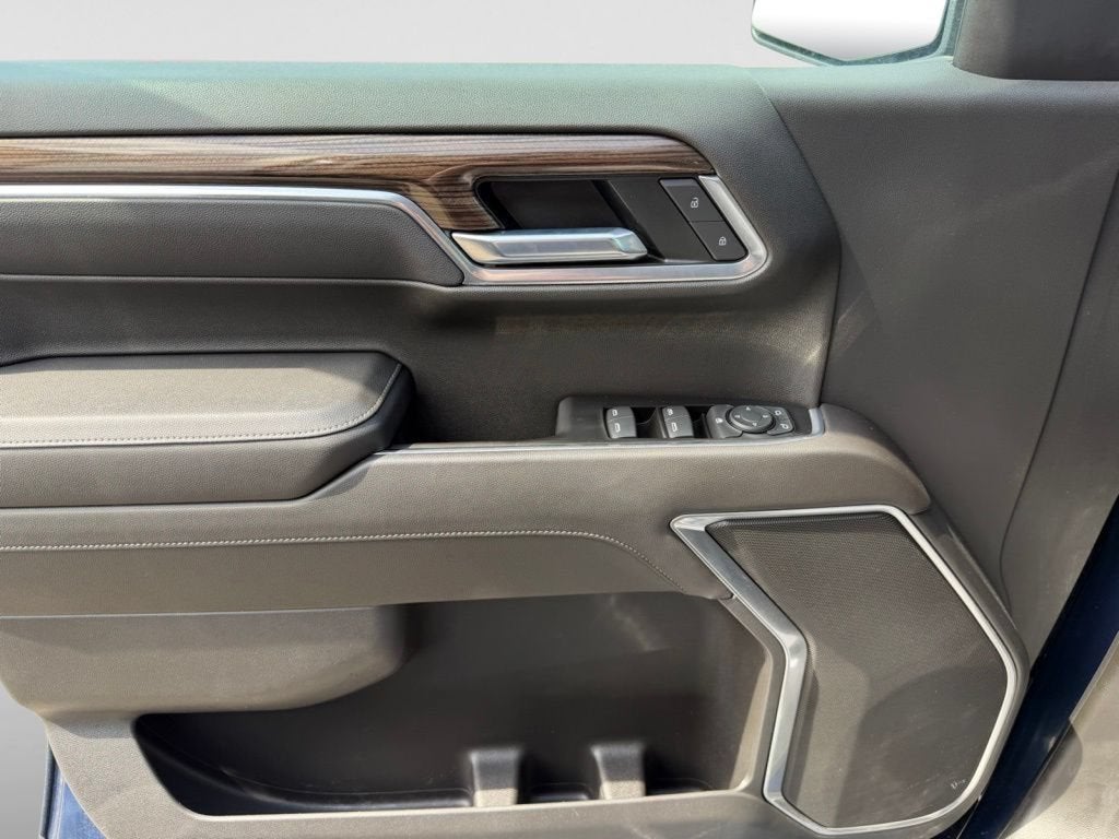 2022 Chevrolet Silverado 1500 LT (2FL)