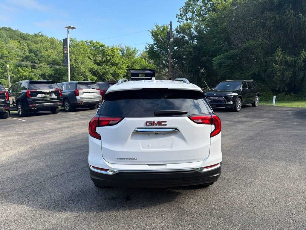 2021 GMC Terrain SLT