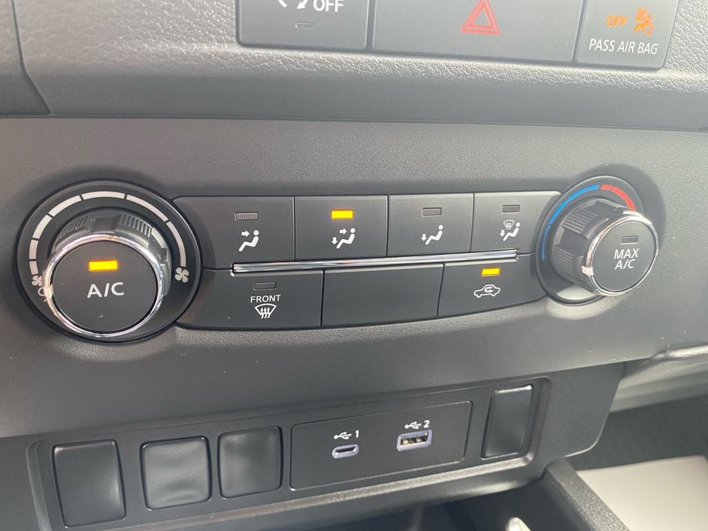 2024 Nissan Frontier SV