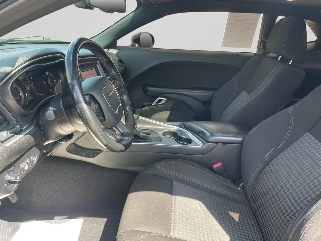 2021 Dodge Challenger SXT