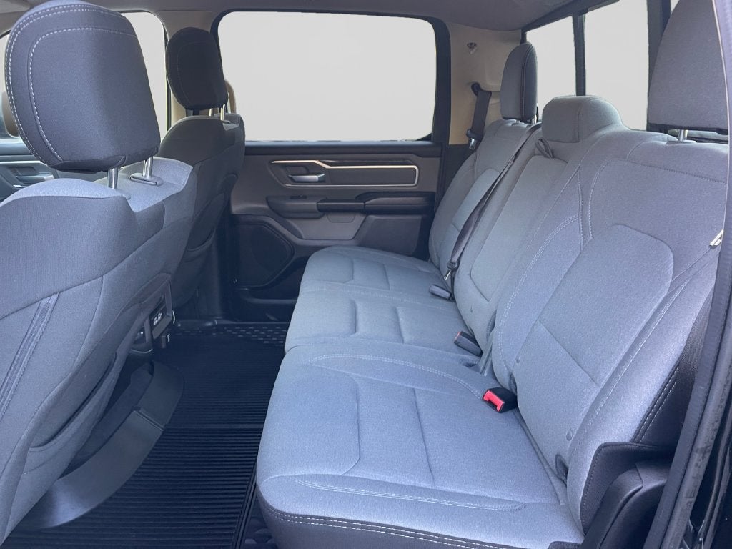 2019 RAM 1500 Big Horn/Lone Star Crew Cab 4x4 5'7" Box