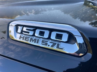 2019 RAM 1500 Big Horn/Lone Star Crew Cab 4x4 5'7" Box