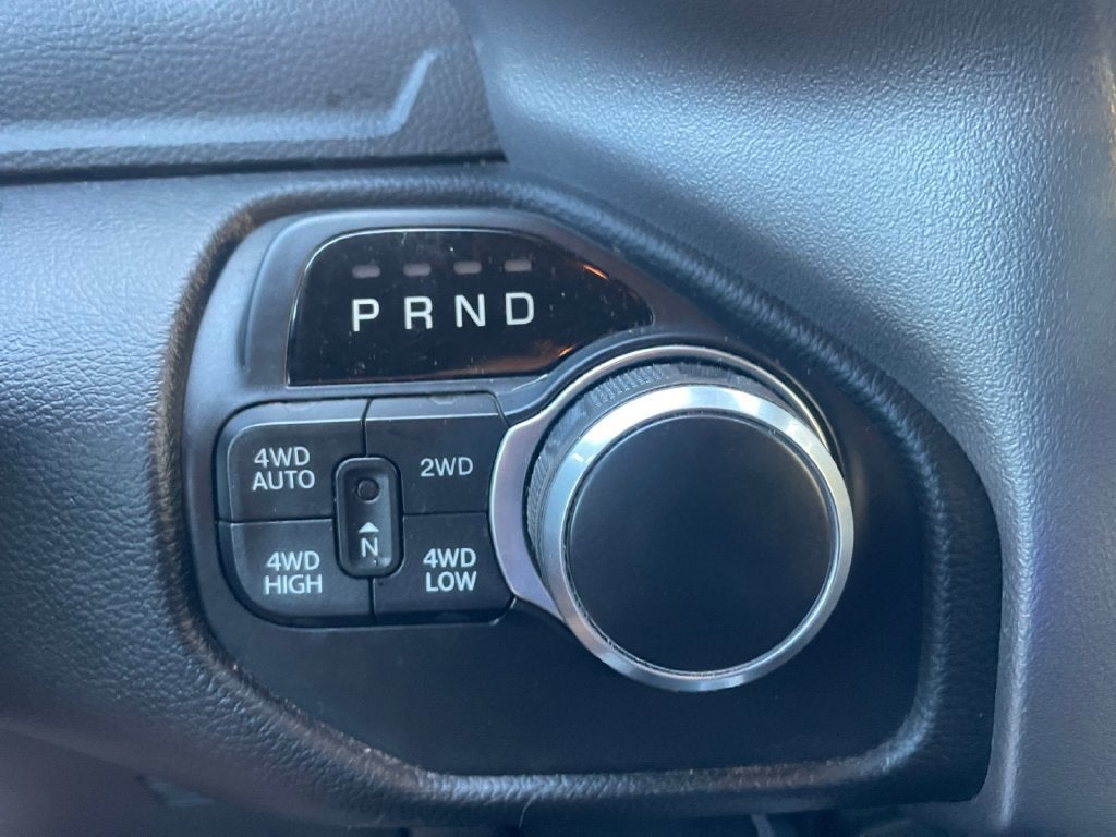 2019 RAM 1500 Big Horn/Lone Star Crew Cab 4x4 5'7" Box