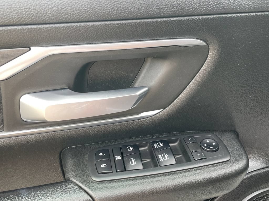 2019 RAM 1500 Big Horn/Lone Star Crew Cab 4x4 6'4" Box