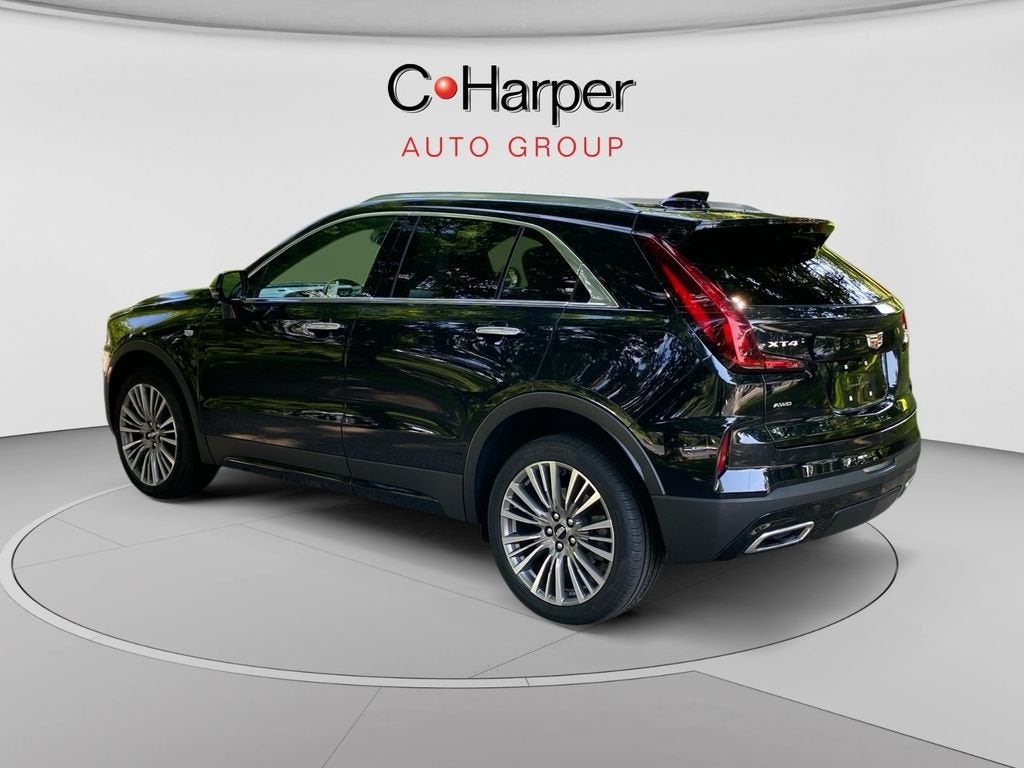 2024 Cadillac XT4 Premium Luxury