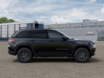 2027 Jeep Grand Cherokee GRAND CHEROKEE LAREDO X 4X4